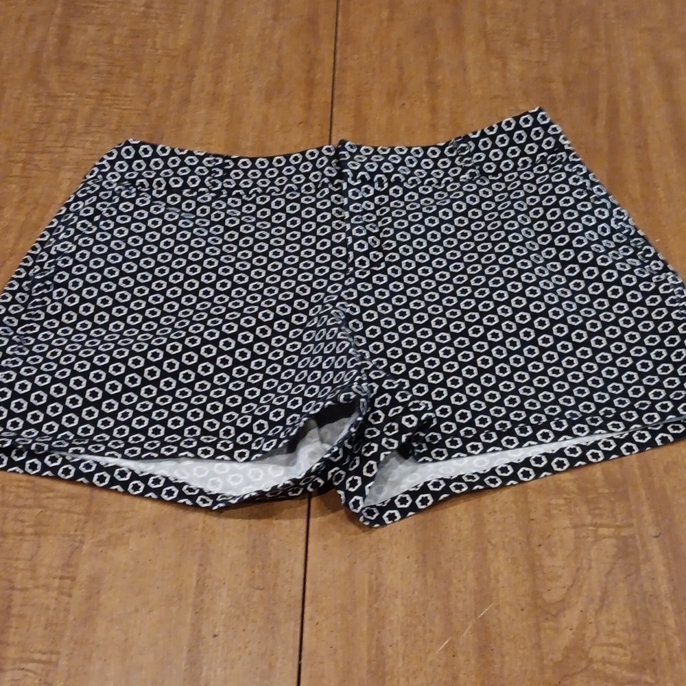 Elle Brand Shorts Size 6